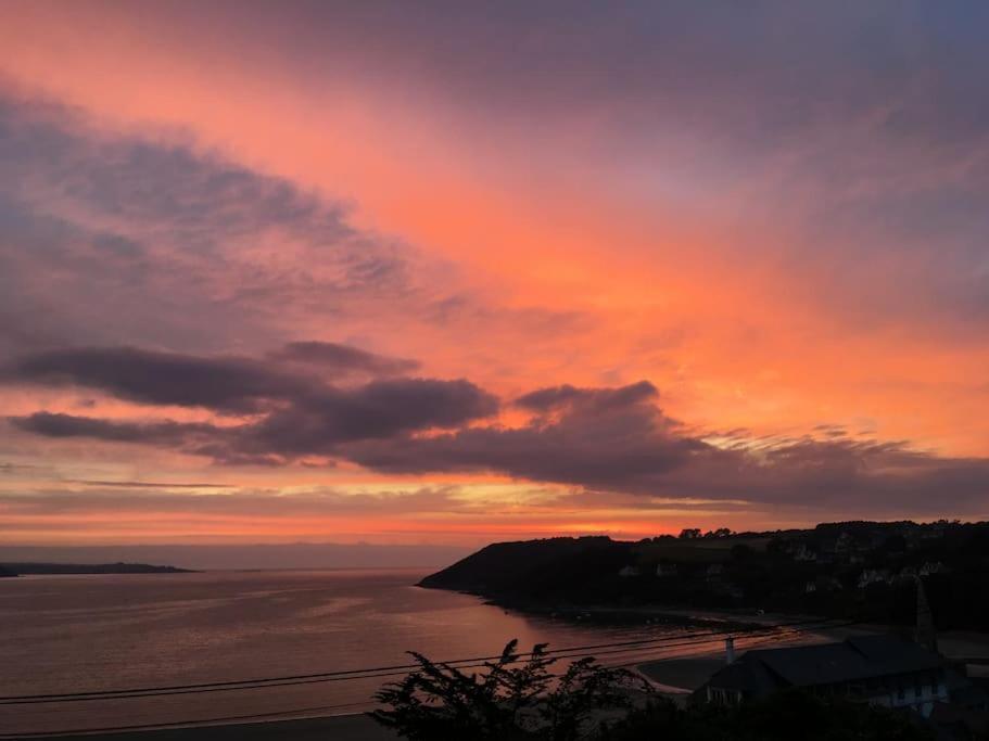 Ty Ar Mor Maison De La Mer, A 40 M De La Plage Saint-Michel-en-Grève Exteriör bild